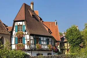 Images Dated 26th November 2021: Half-timbered house on Weiss River, Kaysersberg, Alsace, Alsatian Wine Route, Haut-Rhin