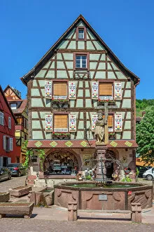 Images Dated 30th November 2022: Half-timbered houses at Kaysersberg, Haut-Rhin, Alsace, Alsace-Champagne-Ardenne-Lorraine