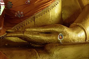 Statues Prints: Detail of hand of a Buddha statue