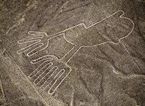 Archeology Gallery: The Hands Geoglyph, aerial view, Nazca, Ica Region, Peru