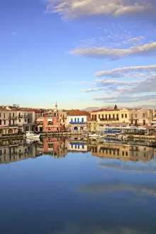 Images Dated 10th July 2017: The Harbour at Rethymno, Rethymno, Crete, Greek Islands, Greece, Europe