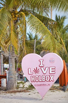A heart saying 'I love Holbox'at the beach, Holbox, Quintana Roo, Yucatan, Mexico