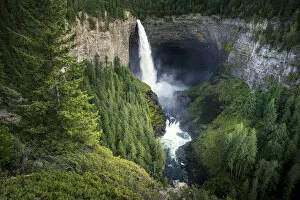 Images Dated 21st February 2020: Helmcken Falls, Wells Gray Provincial Park, British Columbia, Canada. Stormy weather