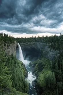 Images Dated 21st February 2020: Helmcken Falls, Wells Gray Provincial Park, British Columbia, Canada. Stormy weather