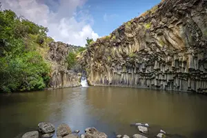 The Hexagon Pool (Breichat HaMeshushim) in the Nahal Meshushim Reserve, part of the Yehudiya Forest Nature Reserve, central Golan Heights