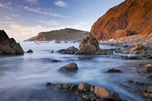 Images Dated 22nd January 2015: High tide floods the rocky ledges of Duckpool beach on the North Cornish coast, Cornwall