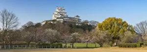 Images Dated 31st March 2015: Himeji Castle (UNESCO World Heritage site), Himeji, Kansai, Honshu, Japan