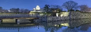 Kansai Collection: Himeji Castle (UNESCO World Heritage site) at dusk, Himeji, Kansai, Honshu, Japan