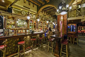 Historic bar in the Gothic Quarter or Barrio Gotico, Barcelona, Catalonia, Spain