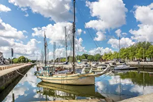 Edge Prints: Historic fishing boat in the old port of Vannes, Morbihan, Brittany, France