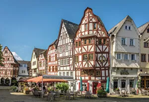 Images Dated 3rd November 2022: Historic half-timbered houses on Bischofsplatz in the old town of Limburg, Lahn valley, Hesse