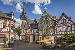 Cafe Gallery: Historic half-timbered houses on the market square of Idstein, Hesse, Germany