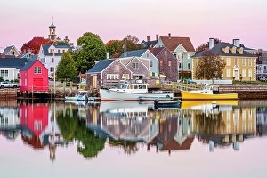 Market Square Prints: Historic Homes at the Piscatagua River and Fishing Boats