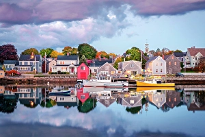 Market Square Prints: Historic Homes at the Piscatagua River and Fishing Boats