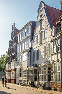 Lower Saxony Prints: Historic houses on Lunertorstrasse in the old town in the morning