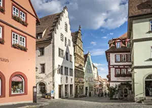 Mittelfranken Prints: Historic houses in Oberen Schmiedgasse in the old town of Rothenburg ob der Tauber