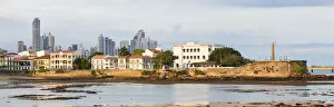 Panama City Gallery: Historic and modern city skyline, Panama City, Panama, Central America