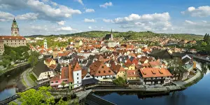 Historic town of Cesky Krumlov and Cesky Krumlov Caste Tower on sunny day, UNESCO, Cesky Krumlov, South Bohemian Region, Czech Republic