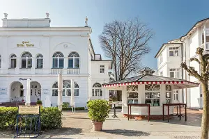 Rugen Prints: Historic white villas and kiosk on the waterfront in Binz on the island of Ruegen