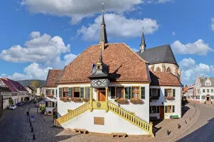 Historical townhall with parish church of St. Ulrich, Deidesheim, German Wine Route, Rhineland-Palantine, Germany