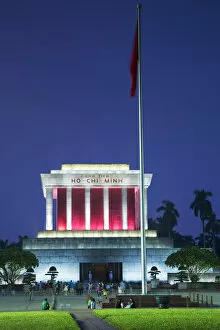 Images Dated 18th November 2016: Ho Chi Minhs Mausoleum at dusk, Hanoi, Vietnam