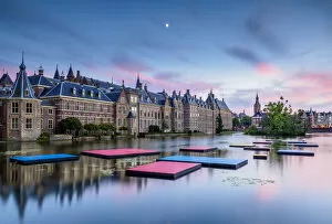 Images Dated 30th July 2017: Hofvijver and Binnenhof at sunset, The Hague, South Holland, The Netherlands