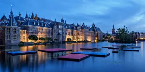 Images Dated 30th July 2017: Hofvijver and Binnenhof at twilight, The Hague, South Holland, The Netherlands
