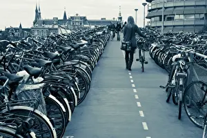 Cylces Prints: Holland, Amsterdam, Bicycle park outside the main train station