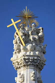Images Dated 15th November 2018: Holy Trinity Statue in Old Buda, Budapest, Hungary