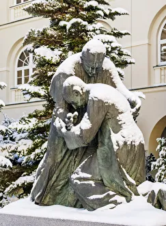 Homagium Monument showing Pope John Paul II and Primate Stefan Wyszynski Homagium Monument showing Pope John Paul II and Primate Stefan Wyszynski