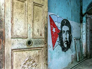 La Habana Prints: home entrance with che guevara painting, Havana Cuba, Havana, Cuba