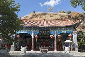 Hong Shan Temple, Shuanglang, Erhai Lake, Yunnan, China