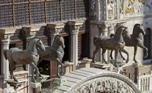 Horses of Saint Mark, Quadriga, St Marks Basilica, Venice, Veneto, Italy, Europe