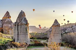 Balloon Prints: Hot air balloons floating above Love Valley
