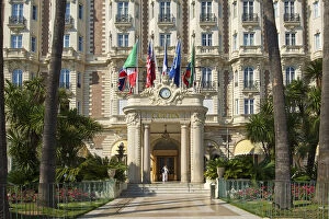 Images Dated 15th March 2013: Hotel Carlton, Croisette in Cannes, Cote d´Azur, Provence-Alpes-Cote