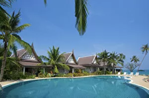 Images Dated 2nd September 2011: Hotel at Lamai Beach, Ko Samui Island, Thailand