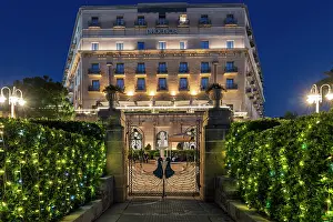 Maltese Prints: Hotel Phoenicia, Valletta, Malta