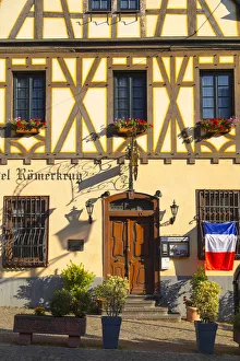 Marktplatz Prints: Hotel Romerkrug in Market Square, Oberwesel, Rhineland-Palatinate, Germany