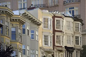 Images Dated 15th July 2013: Houses on Mason street, Nob Hill, San Francisco, California, USA