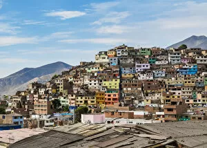 Images Dated 8th November 2017: Houses on the way up the San Cristobal Hill, Lima, Peru