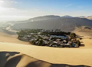 Images Dated 27th January 2017: Huacachina Oasis, elevated view, Ica Region, Peru