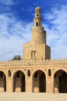 Images Dated 1st September 2011: Ibn Tulun mosque (879), Cairo, Egypt