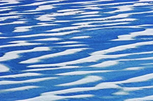 Images Dated 5th June 2023: Ice patterns on on Knight Lake, Alberta, Canada