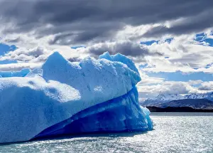 Iceberg on Lake Argentino, Los Glaciares National Park, Santa Cruz Province, Patagonia
