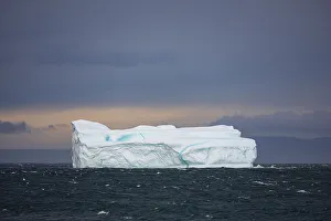 Arctic Cirlce Prints: Icebergs in the Arctic Cirlce, Pon Inlet, Baffin Bay, Canada