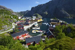 Images Dated 17th November 2010: The idyllic fishing village of Nusfjord, Flakstadoy, Lofoten Islands, Nordland, Norway