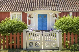 Images Dated 15th July 2021: Idyllic summer house on the island of Sandhamn, Stockholm County, Sweden