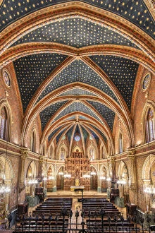 Images Dated 14th May 2018: Iglesia de San Pedro church with its ornate ceiling covered in gold stars, Teruel