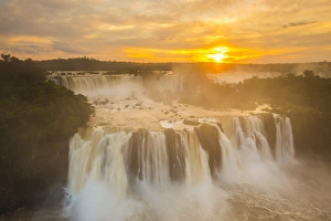 Images Dated 13th March 2016: Iguacu Falls, Parana State, Brazil