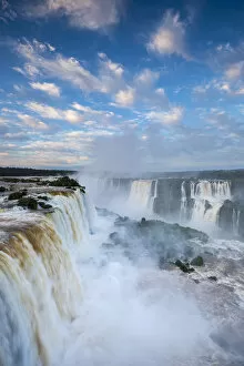 Images Dated 22nd March 2016: Iguacu Falls, Parana State, Brazil